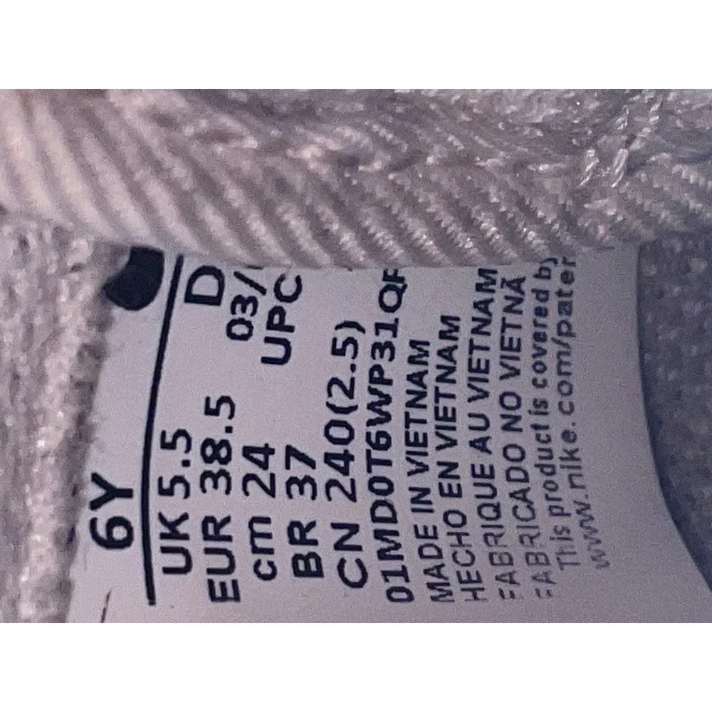 Nike Air Force 1 White Athletic Sneakers Kids Youth‎ Shoes Size 6Y